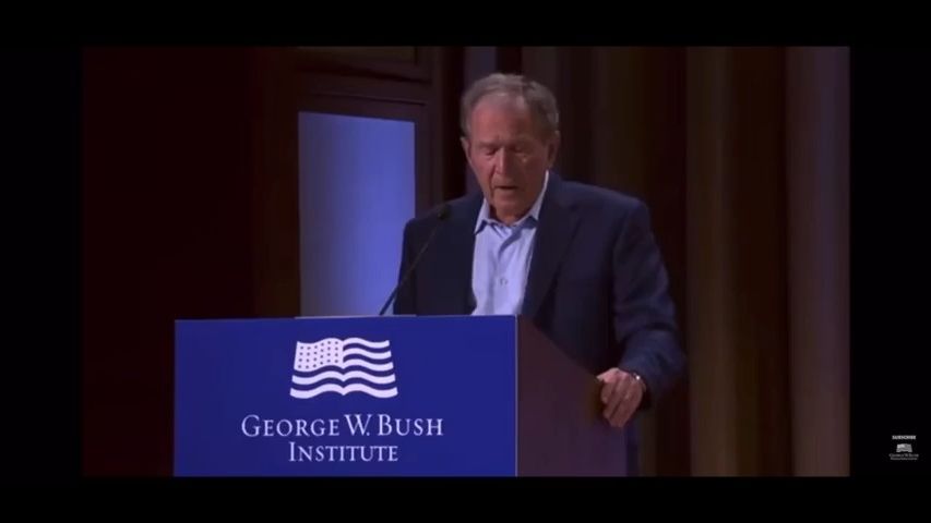 Video: Bush si spletl invazi na Ukrajině s Irákem. „Je mi 75 let,“ omlouval se